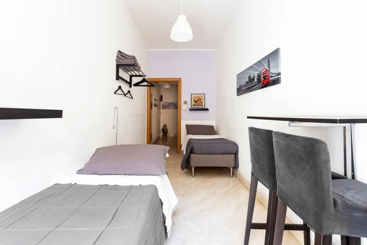 ** Frühstückspension Catania Inn Rooms Italien